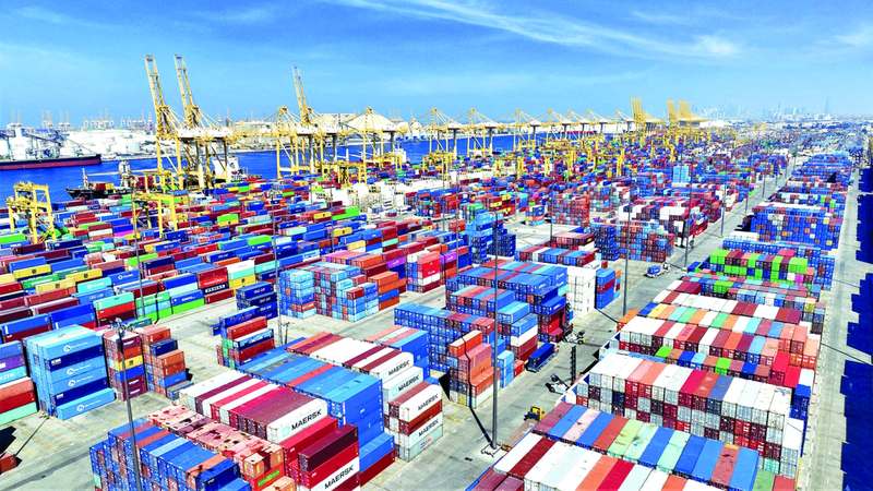 «ميناء جبل علي» يسجل أفضل أداء منذ 2015