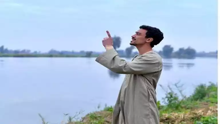 رمضان 2025.. أحمد غُزي في كواليس مسلسل “قهوة المحطة”