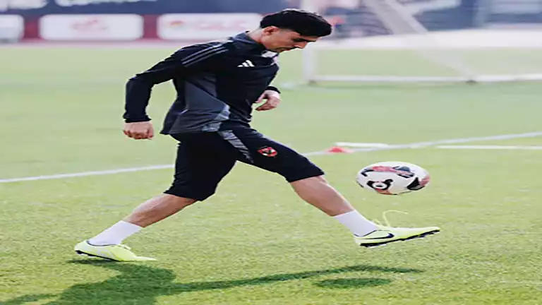 تفوق أحمر في صراع المغاربة بين الأهلي والزمالك