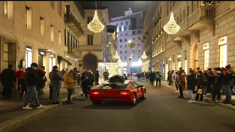 10 صور مذهلة للشارع الأغلى في العالم.. ما قصته؟