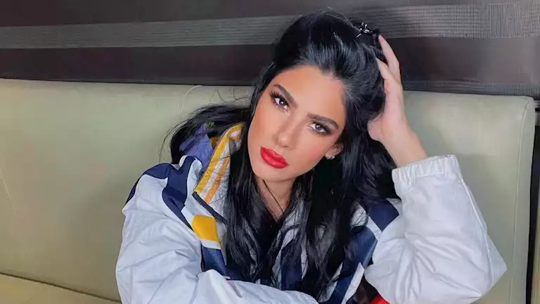 هدى المفتي تنشر صورة مع سوزي الأردنية: “قلبي يا قلبي”