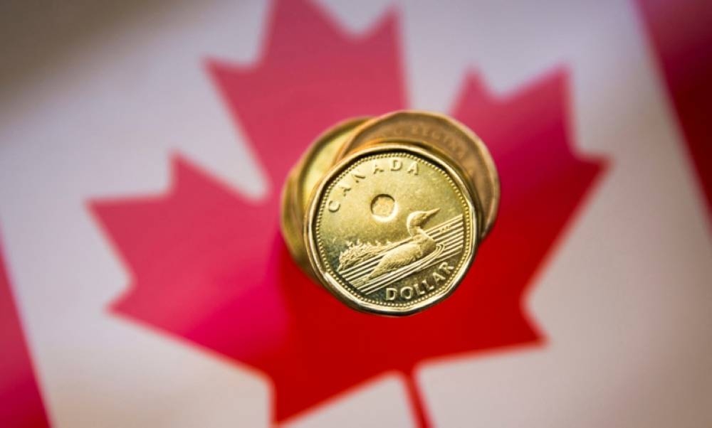الدولار الكندي لأدنى مستوياته في 22 عاماً
