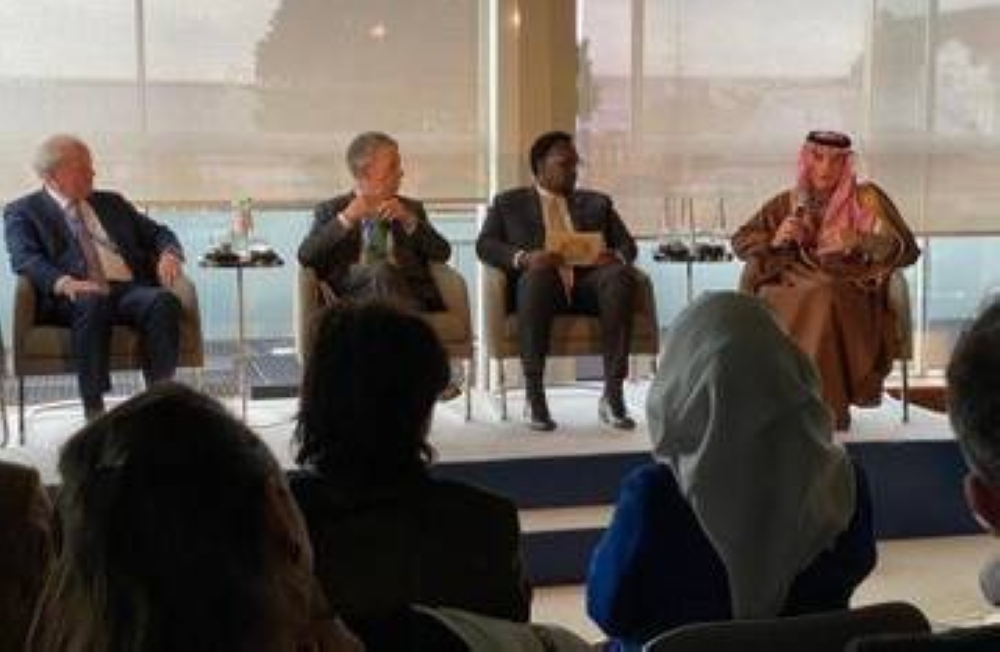 الجبير: التحديات البيئية والتغير المناخي يؤثران على جميع نواحي الحياة بما فيها الأمن والاستقرار العالمي