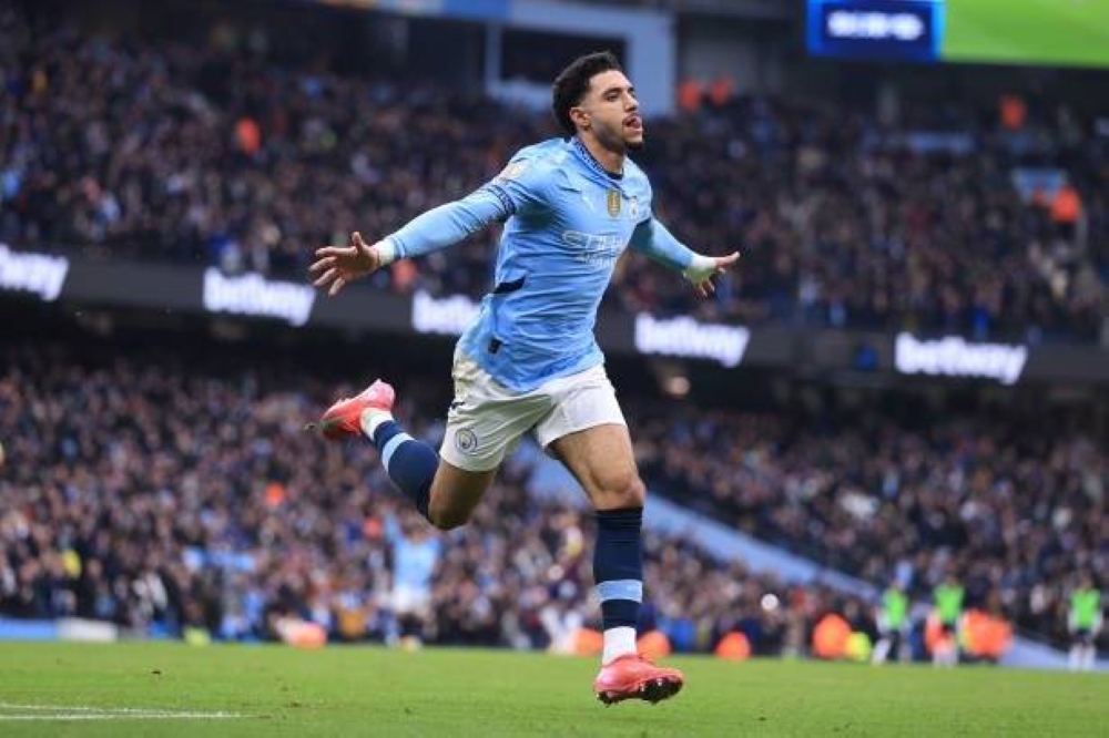 عمر مرموش لاعب الأسبوع في البريميرليغ.. نجم مصر يشعّ في سماء إنجلترا