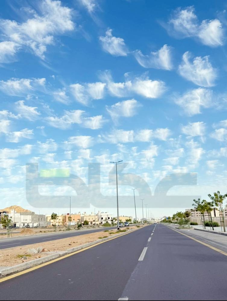 سحب «السمحاقية» تظهر في «المدينة» «المدني» يتنبأ باستمرار الهطول حتى الخميس