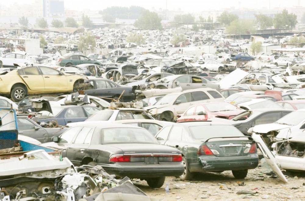 «عكاظ» تنشر شروط مراكز بيع المركبات الملغى تسجيلها