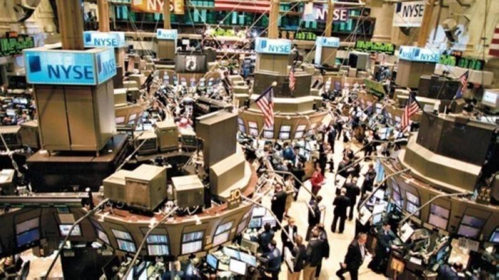 أمريكا: خسارة فادحة في «وول ستريت».. صناديق تهوي 40%