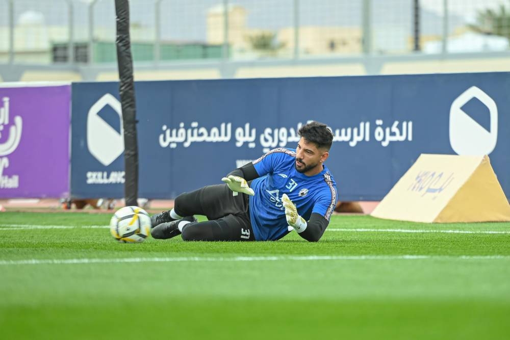 الانضباط تتوعد «هنريكي» بعد اعتدائه على حكم