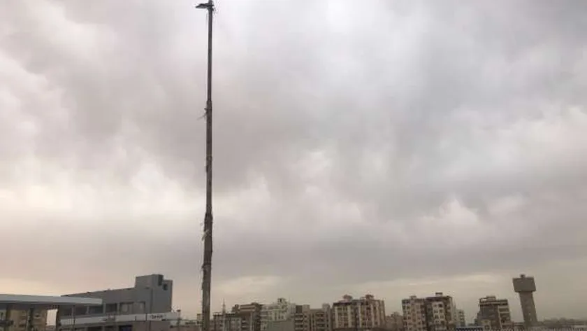 «الأرصاد»: سحب ركامية وأمطار غزيرة على 10 محافظات منذ الصباح الباكر
