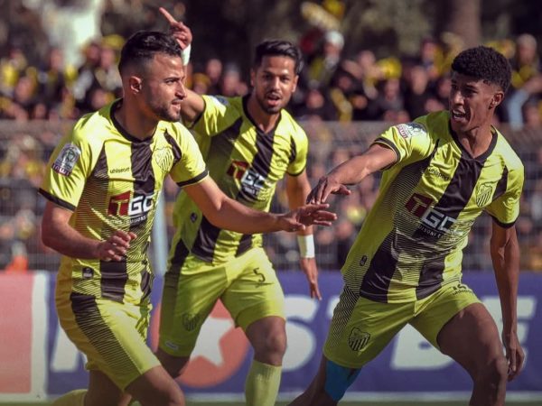 البطولة: بتسعة لاعبين… المغرب الفاسي يكبد شباب المحمدية الهزيمة 18 هذا الموسم ويقربه من مغادرة القسم الأول صوب الثاني