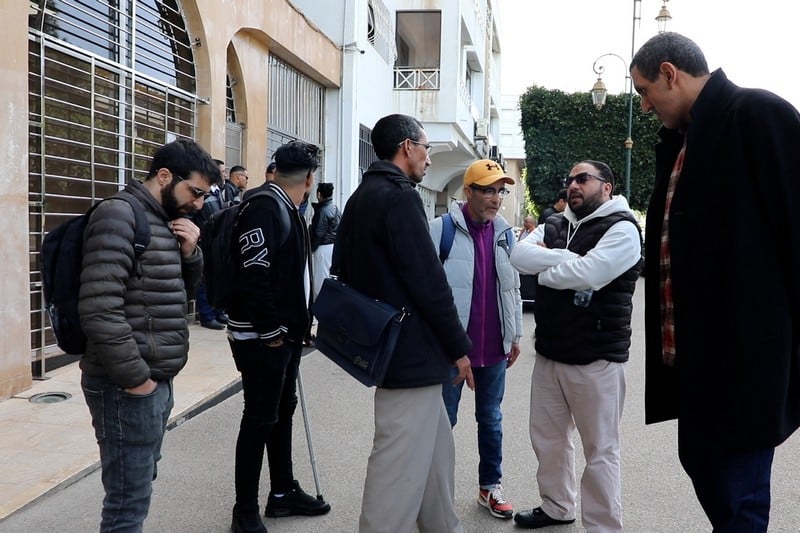 “وزارة التضامن” تخرج جامعيين من ذوي الاحتياجات الخاصة إلى الشارع