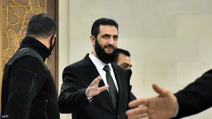الرئيس السوري أحمد الشرع يصل القاهرة للمشاركة بالقمة العربية بشأن غزة