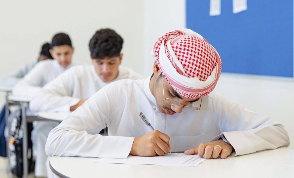 “التربية والتعليم” تعتمد جدول امتحانات نهاية العام لطلبة التعليم المستمر المتكامل