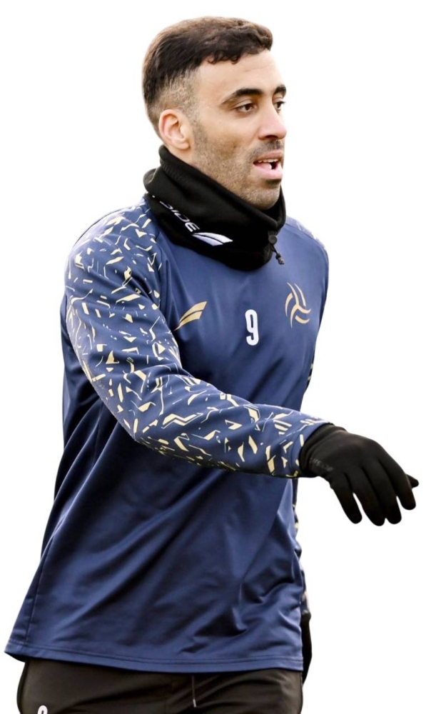 من يهز شباك الآخر..بنزيما أم حمدالله؟