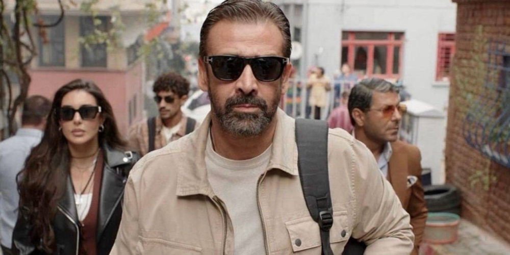 كريم عبدالعزيز يكشف موعد طرح «المشروع X» مع ياسمين صبري