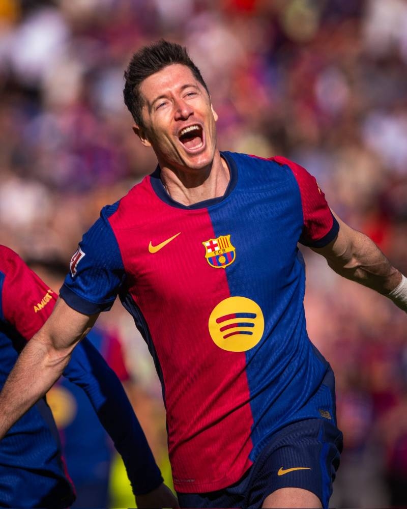 ريال مدريد يطارد صدارة برشلونة.. وأتلتيكو مدريد ثالثاً