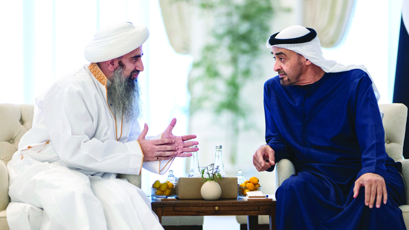 رئيس الدولة يستقبل رئيس مؤسسة خيرية