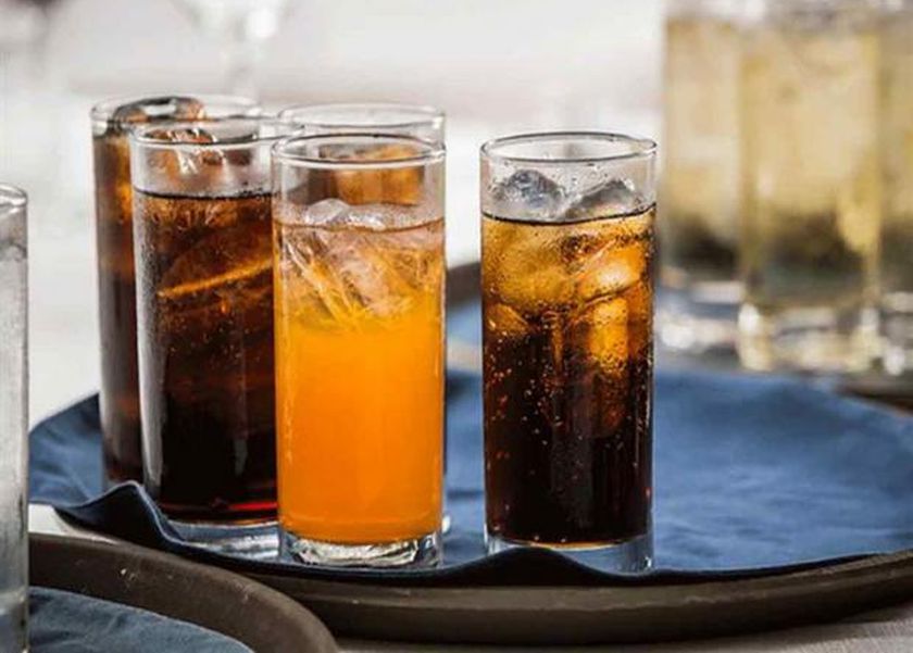 تحذير من المشروبات الغازية الدايت.. تسبب السكري وتصل للسرطان