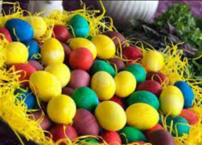 يهدد الكبد والكلى.. أضرار البيض الملون في شم النسيم