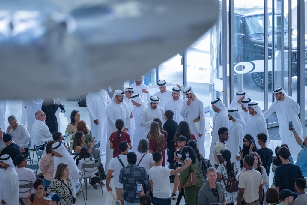 برؤى محمد بن راشد .. دبي مركز ثقل دولي رائد في قيادة مستقبل الاقتصاد الرقمي