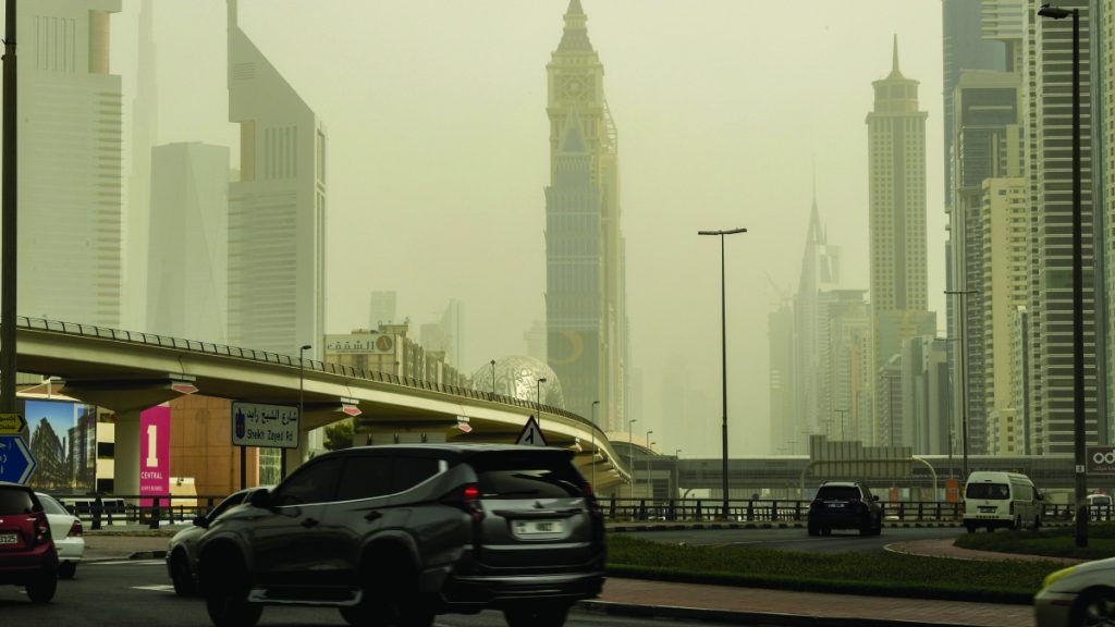 «طوز» عواصف غبارية متناوبة تستمر حتى يوليو المقبل