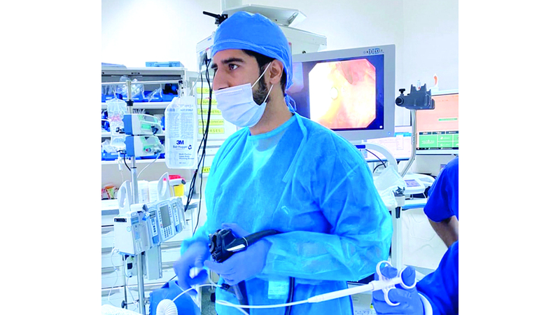 52 نواة تمر في معدة طفلة.. وحدس أمّ ينقذ طفلاً من الاختناق بـ «سيارة لعبة»