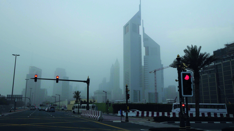 موجة الغبار تدفع مدارس لإجراءات وقائية حفاظاً على سلامة الطلبة