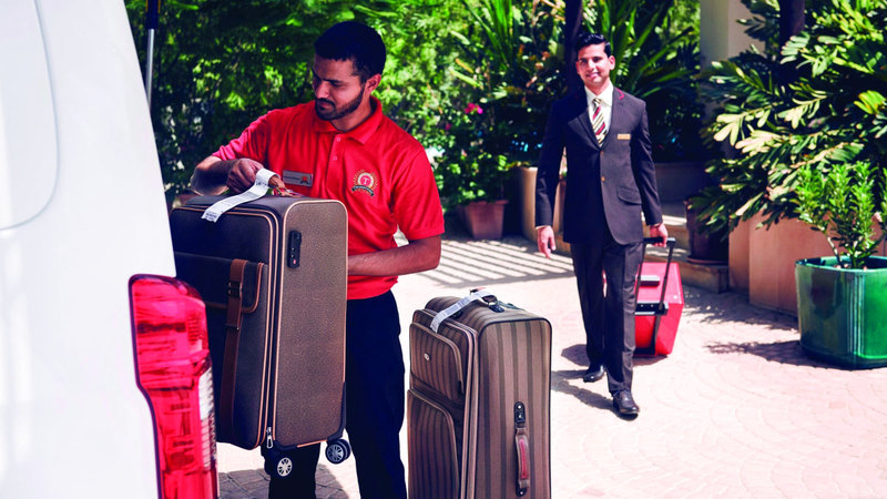 300 ألف مسافر خلال عطلة نهاية الأسبوع