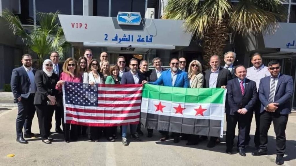 وفد من الكونغرس الأميركي يصل دمشق لاستكشاف آفاق تعزيز العلاقات