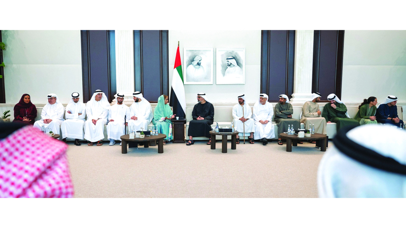 خالد بن محمد يستقبل وفداً من مجلس الشركات العائلية الخليجية