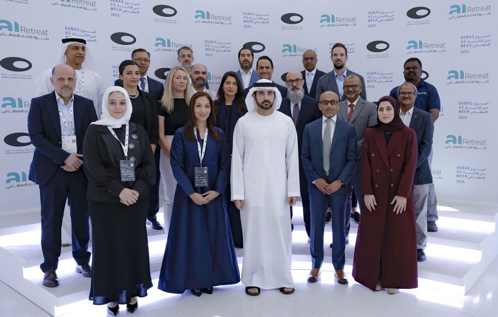 حمدان بن محمد يلتقي شركات تكنولوجية حاصلة على شهادة اعتماد الذكاء الاصطناعي في دبي