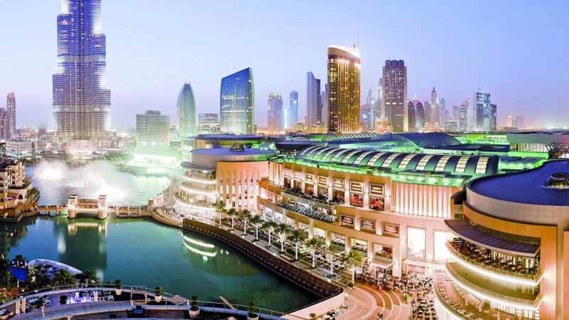 إعفاء محال الواجهة المائية في «دبي مول» و«سوق البحار» من الإيجار