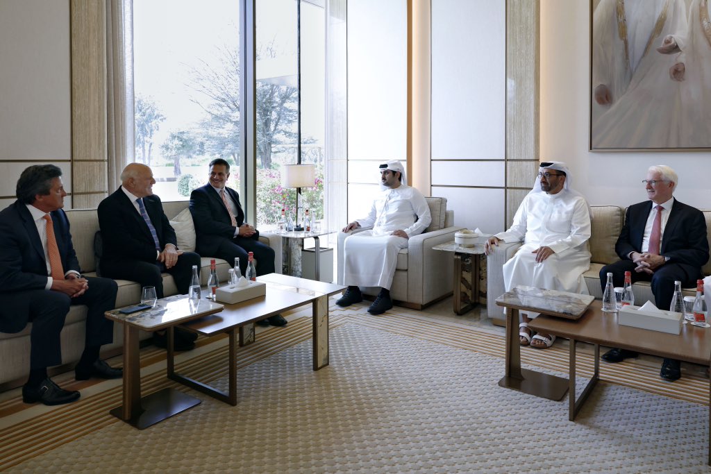 تستمر مسيرة الإمارات نحو تحقيق التنمية الاقتصادية المستدامة