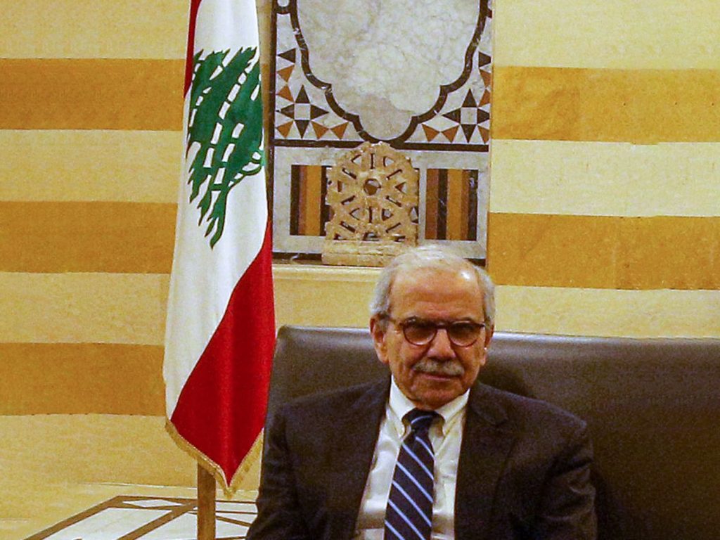 رئيس وزراء لبنان يشيد بدور الإمارات في تعزيز الاستقرار في المنطقة