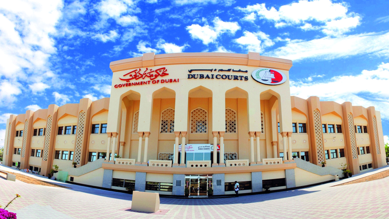 خليجي يطالب والديه بـ 59.5 مليون درهم.. والمحكمة تقضي لهما بـ 7 ملايين