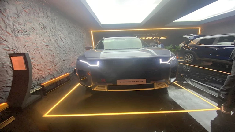 KGM توريس 2025 تصل مصر رسميًا.. تبدأ من مليون و675 ألف جنيه