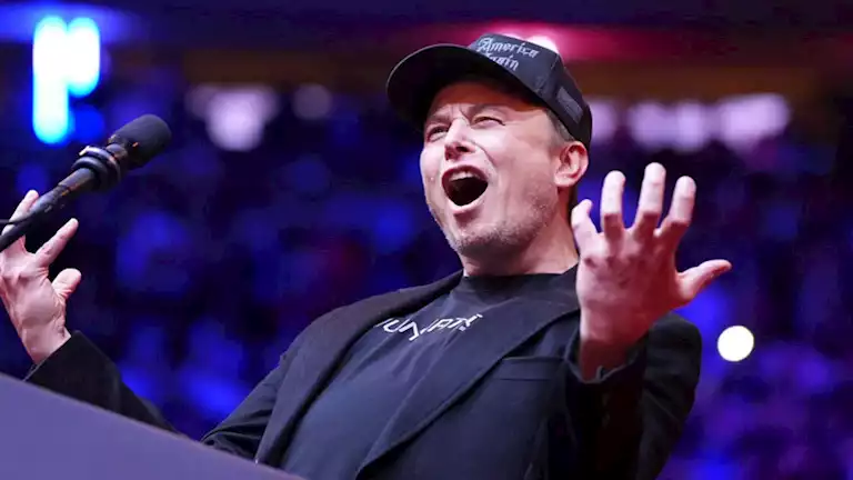 مع فقدان تسلا 71% من أرباحها.. ماسك: سأتواجد بشكل أكبر في مايو