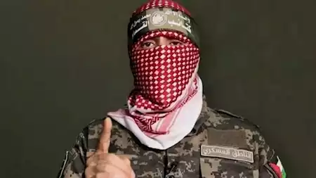 «شبح الملثم يعود».. اختراق سيبراني يبث صوت أبو عبيدة في قلب تل أبيب ويثير هلعًا واسعًا