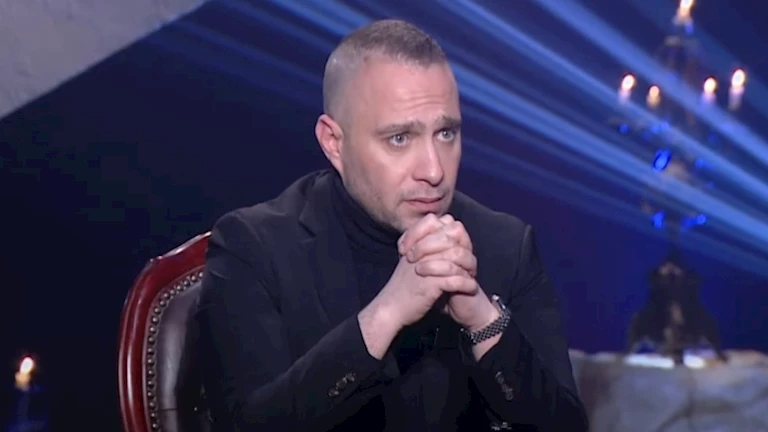 حسام حبيب ينعى حماة الفنان رامي صبري