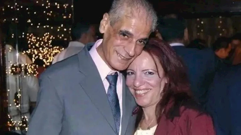 وفاة المخرج مصطفى درويش زوج الفنانة عارفة عبد الرسول