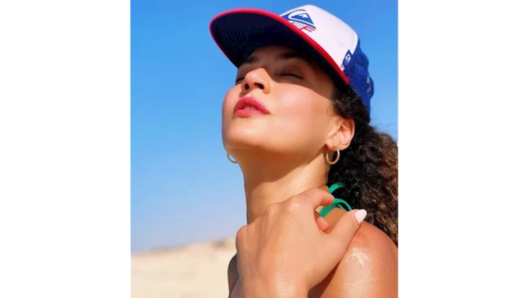 بإطلالة صيفية جريئة.. أحدث ظهور لـ ندى موسى والجمهور يغازلها