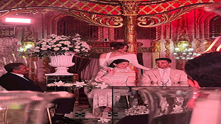 ملك أحمد زاهر تنشر صورًا جديدة من عقد قران شقيقتها ليلى