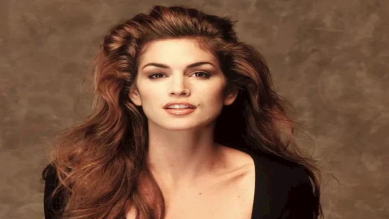 20 صورة لـ أجمل وأشهر عارضات أزياء في التاريخ