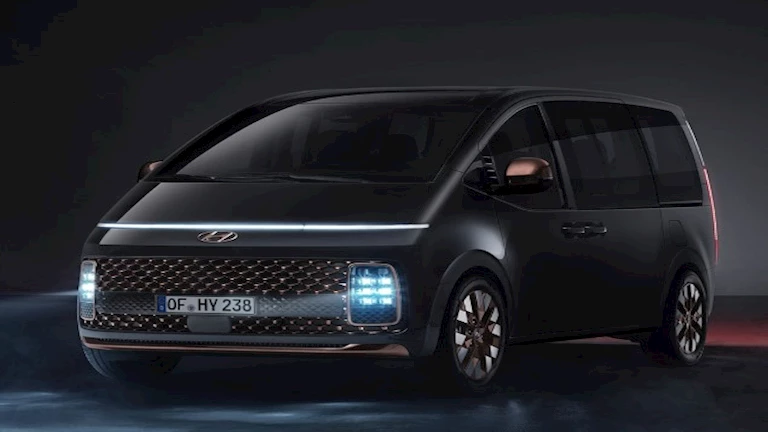 هيونداي تطلق STARIA الهايبرد رسميًا في مصر.. صور وتفاصيل