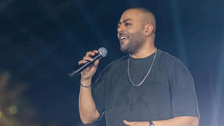 نفاذ تذاكر ال 1500 لحفل تامر عاشور مع اقتراب موعده