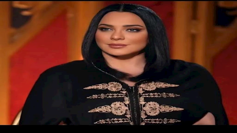 أصيبت بالعمى المؤقت .. معلومات عن سلاف فواخرجي بعد شطبها من نقابة الفنانين السوريين