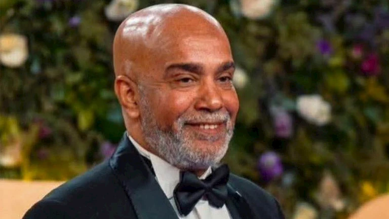 “يا وجع القلب”.. فيفي عبده ونجلاء بدر تنعيان سليمان عيد