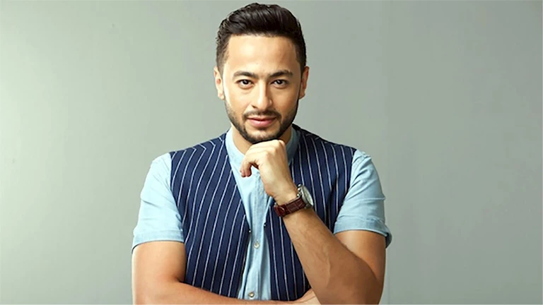 بالفيديو.. حمادة هلال يطرح أغنية”مش مرتاح” على “يوتيوب”