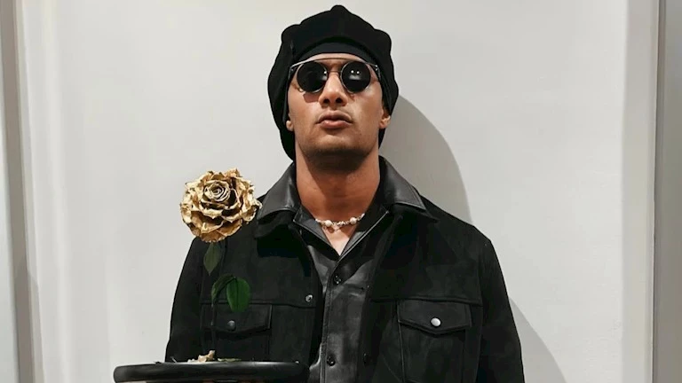 محمد رمضان يوجه رسالة للإذاعة الإسرائيلية ويحذفها بعد دقائق من نشرها