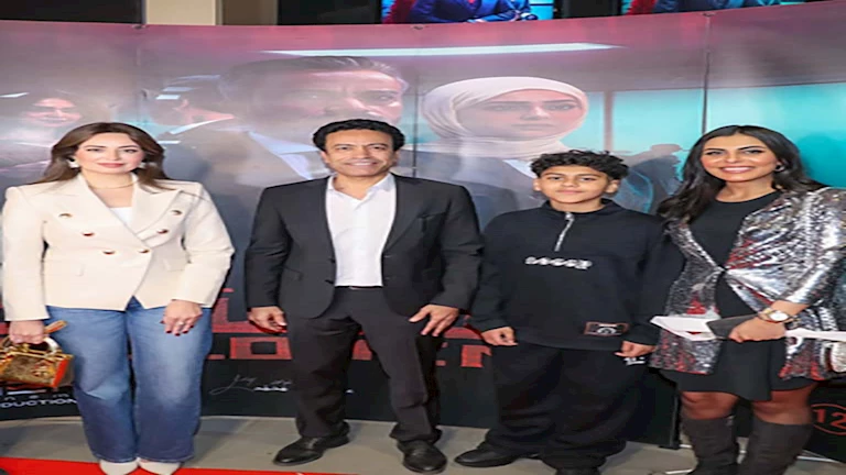 هبة مجدي تشارك متابعيها صورًا من العرض الخاص لفيلم “استنساخ”